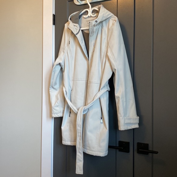 Winter coat - Picture 2 of 5